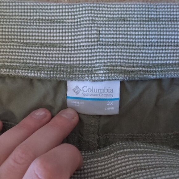 Columbia Army Outdoor Hiking Utiliy Cropped Stretch Cargo Capri Pants 3X - Picture 2 of 5